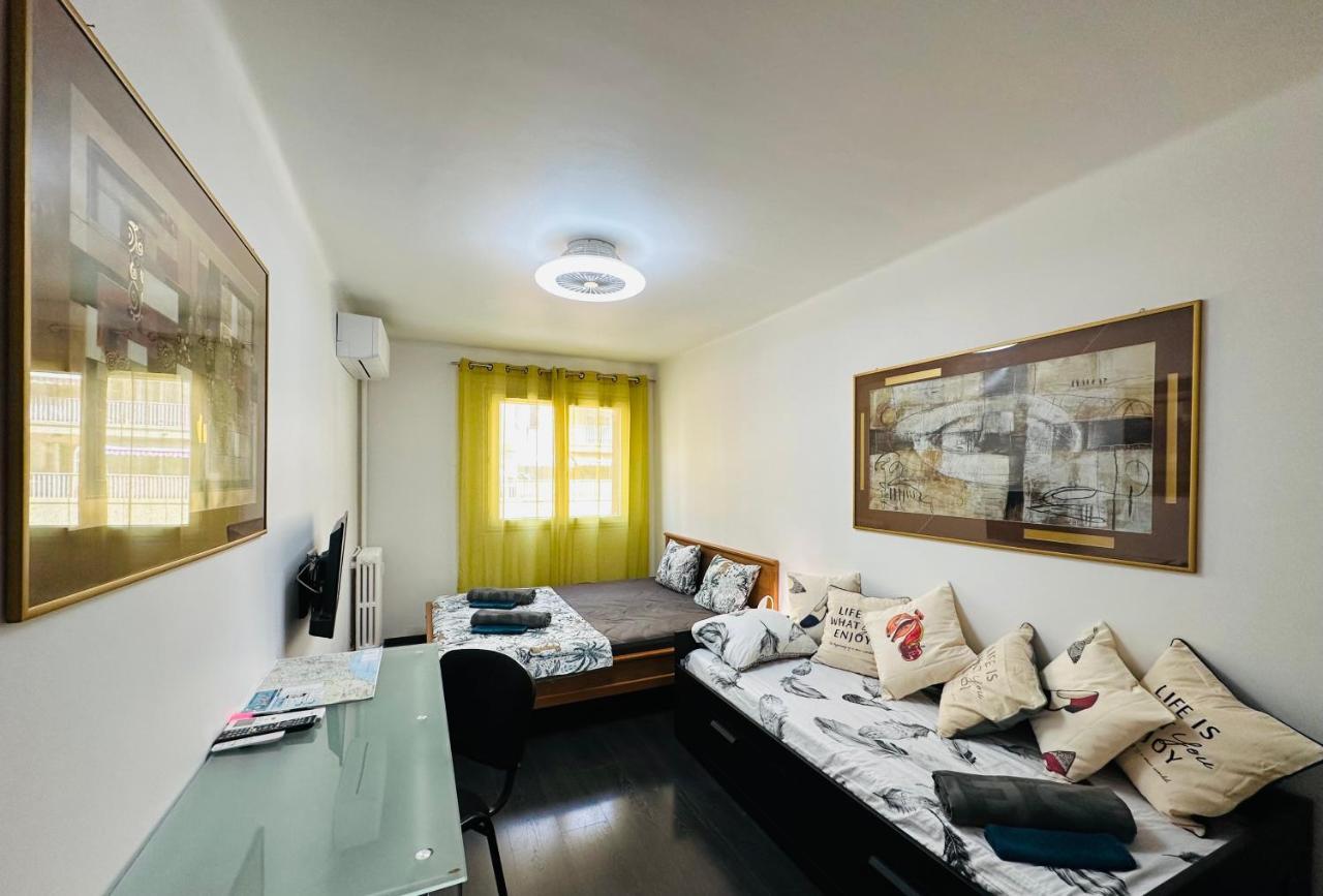 The Nice - 3 Rooms, 3Air Cond, 3Tv, 3Fans, 2 Wc, Wifi Everywhere 5Min Aeroport, Train, Beach, 1Min Tram, 15 Min Centre, Port, Parking Possible Luaran gambar