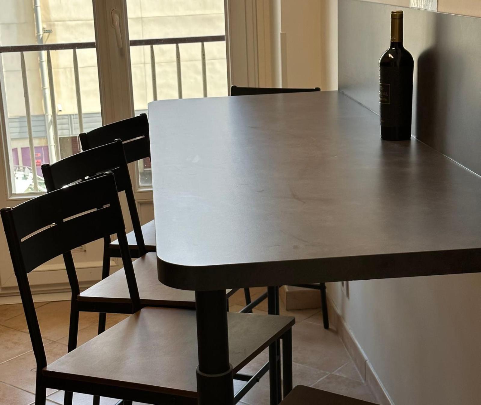 The Nice - 3 Rooms, 3Air Cond, 3Tv, 3Fans, 2 Wc, Wifi Everywhere 5Min Aeroport, Train, Beach, 1Min Tram, 15 Min Centre, Port, Parking Possible Luaran gambar