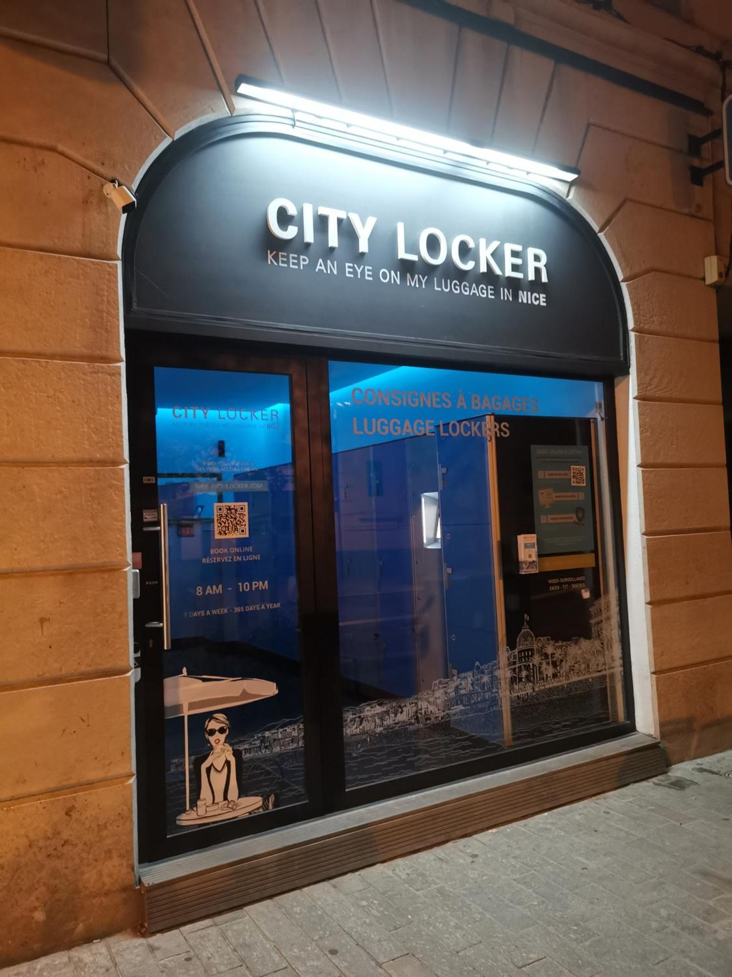 The Nice - 3 Rooms, 3Air Cond, 3Tv, 3Fans, 2 Wc, Wifi Everywhere 5Min Aeroport, Train, Beach, 1Min Tram, 15 Min Centre, Port, Parking Possible Luaran gambar